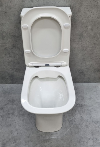 Унитаз компакт CeramaLux 1215-P безободковый, микролифт в интернет магазине сантехники Акванота в Москве Тел.: +7 (968) 040-40-82