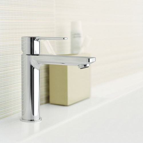 Смеситель для раковины Grohe Lineare New 32114001 купить по всей России