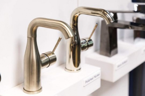 Смеситель для раковины Grohe Essence New 23462BE1 купить по всей России