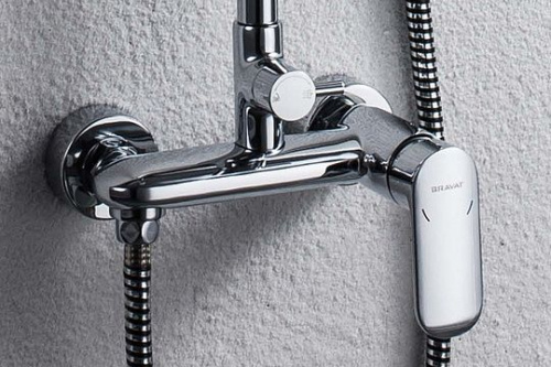 Душевая стойка Bravat Opal F9125183CP-A-RUS, Душевые панели, Душевые системы, Стойки, Гарнитуры, лейки, тропический душ в Москве Тел.: +7 (968) 040-40-82