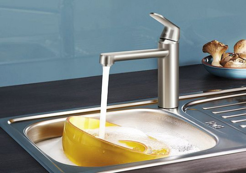 Смеситель для кухни Grohe Eurosmart Cosmopolitan 30193DC0 купить по всей России