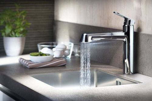 Смеситель для кухни Grohe Eurodisc Cosmopolitan 32257002 купить по всей России