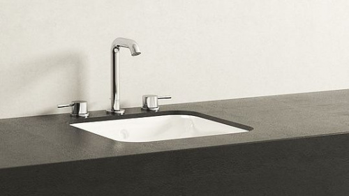 Смеситель для раковины Grohe Essence New 20296001 купить по всей России