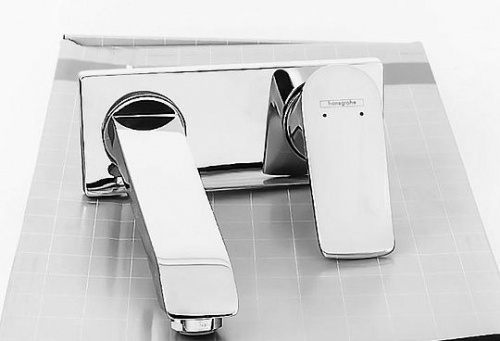 Смеситель для раковины Hansgrohe Metris 31085000 настенный купить по всей России