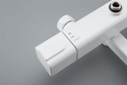 Душевая стойка Gappo G91 G2491-8 термостат, белая, Душевые панели, Душевые системы, Стойки, Гарнитуры, лейки, тропический душ в Москве Тел.: +7 (968) 040-40-82