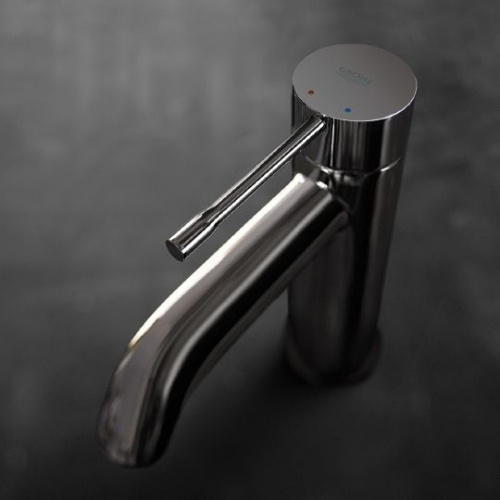 Смеситель для раковины Grohe Essence New 23589A01 купить по всей России