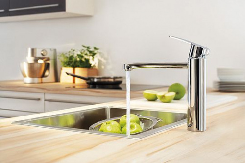 Смеситель для кухни Grohe Eurostyle Cosmopolitan 31124002 купить по всей России