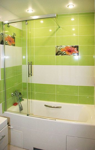 Шторка на ванну GuteWetter Slide Pearl GV-862 левая 100 см стекло бесцветное, профиль хром