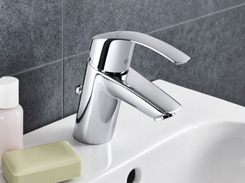 Смеситель для раковины Grohe Eurosmart New 23788002 купить по всей России