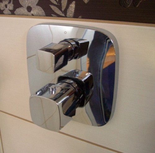 Смеситель с термостатом для ванны Hansgrohe PuraVida 15775000 купить по всей России
