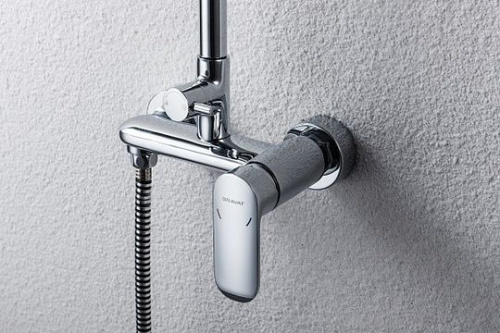 Душевая стойка Bravat Opal F9125183CP-A-RUS, Душевые панели, Душевые системы, Стойки, Гарнитуры, лейки, тропический душ в Москве Тел.: +7 (968) 040-40-82