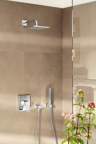 Смеситель для ванны Grohe Eurocube 19896000 купить по всей России